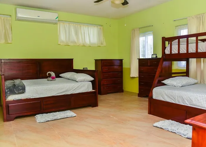 Runaway To Tranquility, Overlooking The Bay Holiday home *